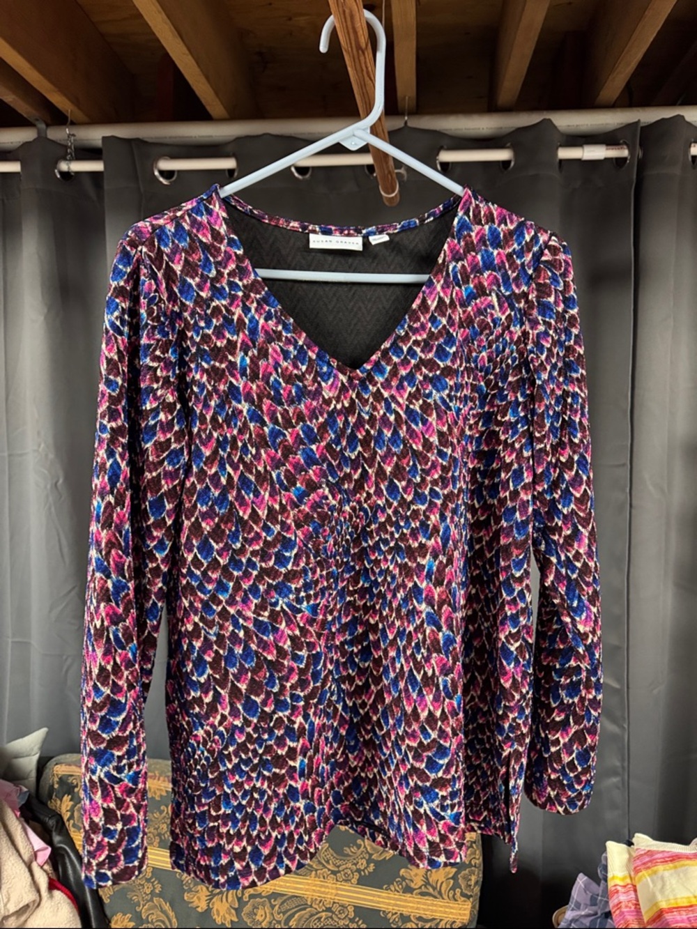 Susan Graver Pink, Blue and Purple V-Neck Printed Top